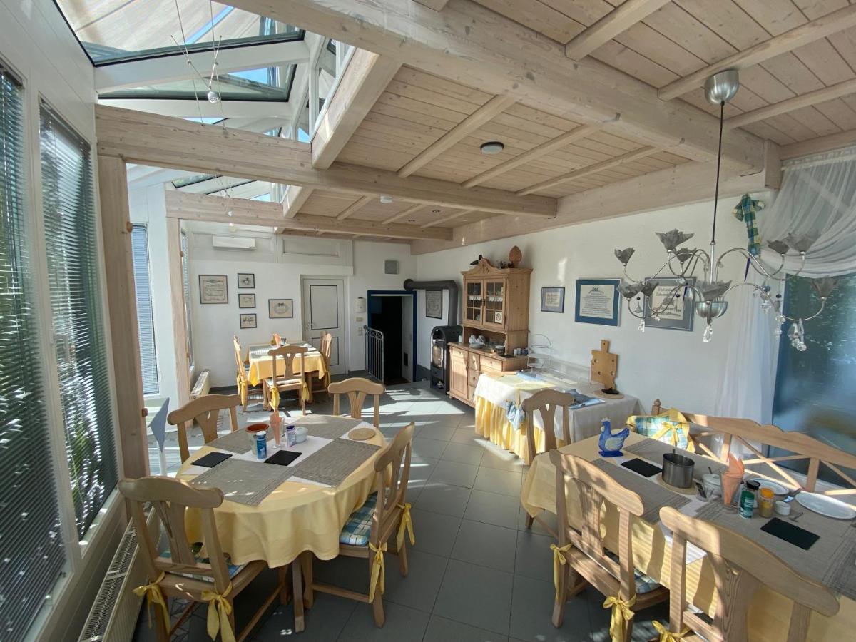 Pension-Ferienwohnung Liesbachtal Direkt Am Waldrand Bayerische Rhoen Schonau an der Brend Bagian luar foto