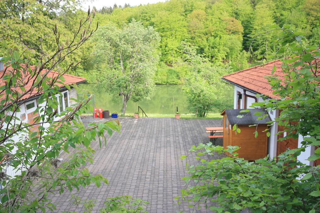 Pension-Ferienwohnung Liesbachtal Direkt Am Waldrand Bayerische Rhoen Schonau an der Brend Bagian luar foto